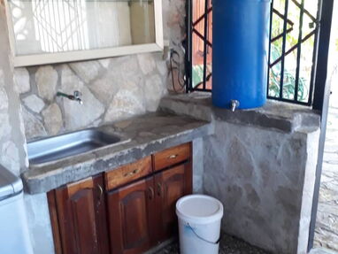 Casa económica en Guanabo, en renta casa con piscina - Img 62902883