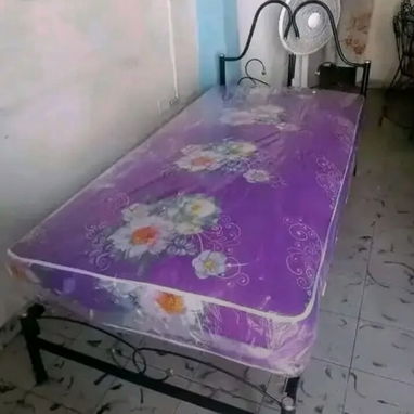 Buenas tengo camas de tubos colchones y muebles en buen precio. Si quieres lo mejor escriba al pv 54127875 - Img 120162808