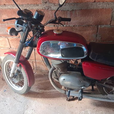 Moto jagua - Img 122983156