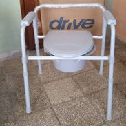 Silla sanitaria de solo 1 uso esta nueva - Img 56845611