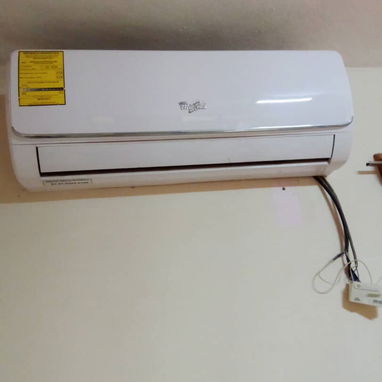 Split Whirpool de una tonelada más regulador de voltaje en perfecto estado - Img 120010772