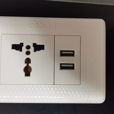 Tomacorrientes combinados y extensiones tipo regleta - 4/4
