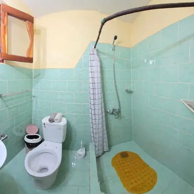 COD.Z RENTA ECONÓMICA DE HOSTAL DE 10 HABITACIONES EN CENTRO HABANA. - 9/9