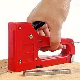 Pistola presilladora Manual para Carpintería y Tapicería Incluye 100 grapas listas para usar - 4/4
