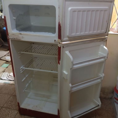 Vendo fría airer funcionando perfectamente ahí que pintarlo está recién chapisteado 55935821 wasap - 3/3