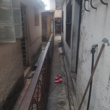 Se venda casa en las Cañas, Boyeros con todo adentro - 8/10