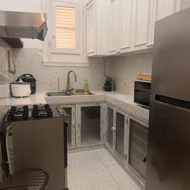 Renta por noche en Vedado B y 21 con energía las 24 horas - Img 122286831