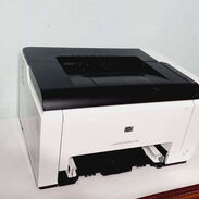 Impresora láser a color A4, HP1025 + pomos de relleno de toners, Vedado - Aprovecha! - Img 45268890