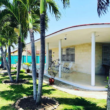 EXPECTACULAR PISCINA GIGANTE DE 10 METROS DE LARGO CASA FRENTE A LA PLAYA CON VISTA ALMAR BOCA CIEGA. 77990721. Fijo - Img 117035343