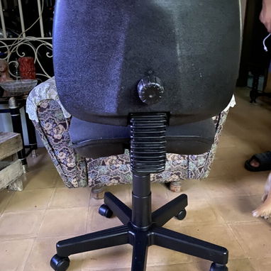 Vendo silla para computadora, de uso, pero en buenas condiciones - 2/2