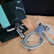 Llave mezcladora de ducha con accesorios - Img 56186863