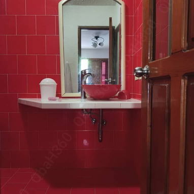 RENTA hostal de 7 habitaciones para 12 personas EN LA BELLA TRINIDAD, con Qba Hostin 360 - 6/10