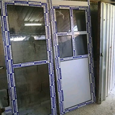 Realizamos todo tipo de diseños modernos en carpintería de aluminio y cristalería. Llena de estilo y vida tu hogar 🏡 - Img 120398388