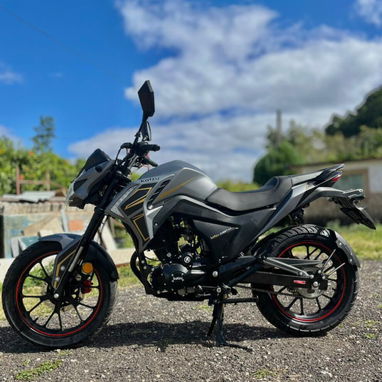 MOTO DEPORTIVA KATZU CHEETAH - 3/4