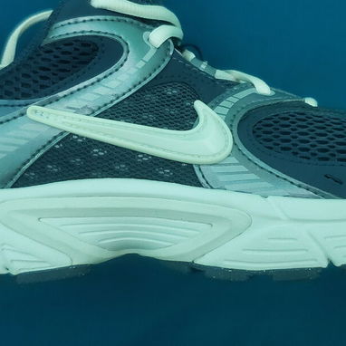 SE VENDE TENNIS (ZAPATILLAS) NIKE ORIGINALES NUEVAS #42 (26.5cm) - 8/9