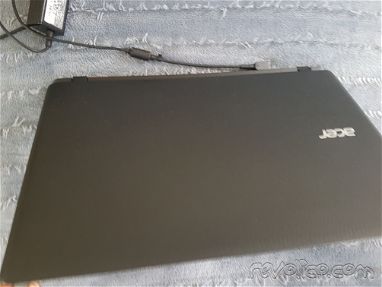 Lapto acer como nueva ,0 detalles 4gb ram 500hdd - Img main-image