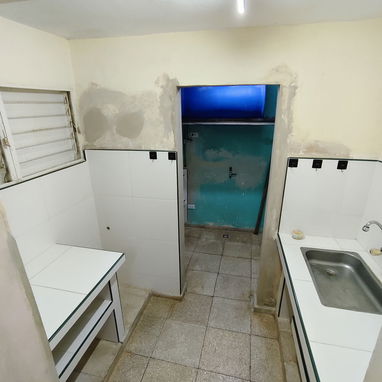 Se vende apartamento en bajos, Reparto Marti. - Img 125521669