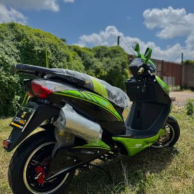 MOTO ELÉCTRICA TOPMAQ ÁGUILA 2026 - 2/2