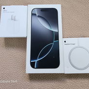 IPhone 16 pro libre sellados en caja a estrenar - Img 56950991