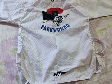 Kimonos de taekwondo de uso - Img 67554816