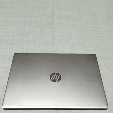 Laptop hp Pavillion ryzen 3 con 2gb de video para juegos 2 disco 12gb de ram batería más de 4h.leer para más detalles - Img 123736218