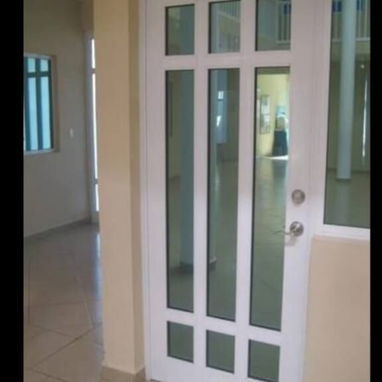 Puertas y ventanas de aluminio y cristal - Img 121709223