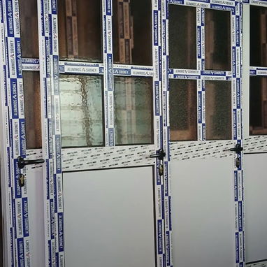 Todo lo k necesitas para su hogar o negocio de aluminio y cristal para mayor información escribir al 59234264 - Img 117238449