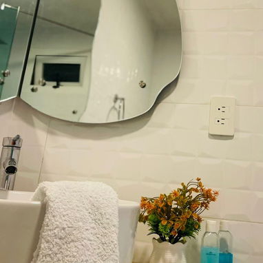 💎 Hostal Mi Cashita: Exclusividad y Confort al Más Alto Nivel en Boyeros - 10/10