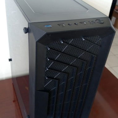 ❗❗OFERTA❗❗ CHASIS MARS GAMING - TORRE DE PC CON ACRILICO LATERAL EN 60 USD O AL CAMBIO - Img 119662537