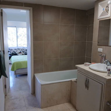 🏠Cod. Z: Renta Apartamento en Playa (La Habana) - Desde 600 usd al mes - ¡Gran Oportunidad! 💰 - Img 109396471