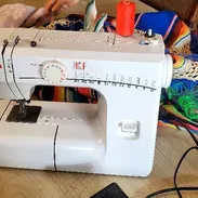 Maquina de coser en perfecto estado - Img 55227529