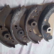 Juego de bandas regulares en buen estado(vestidas) - Img 55199095