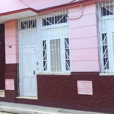 Apartamento independiente en Santa Clara – 2 hab c/baño privado, terraza con vistas – 25 USD por hab - Img 119586748