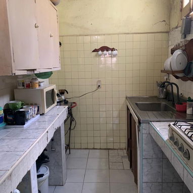 Se vende casa en Santo Suares - 3/10