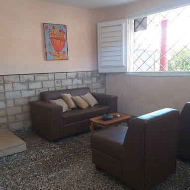Se alquila casa de 2 plantas en Cojimar - Img 123713166