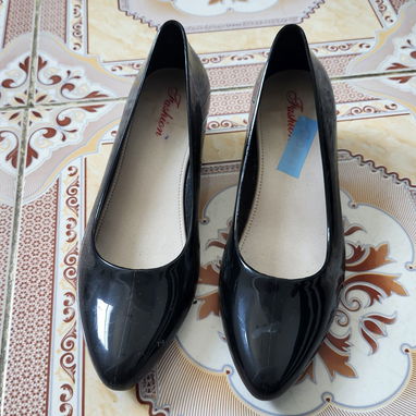 Zapatos negros para cualquier ocasión - 3/4