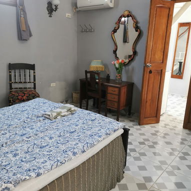 Renta de confortables habitaciones en el casco histórico de la habana, Plaza Vieja..⛲ - 9/10