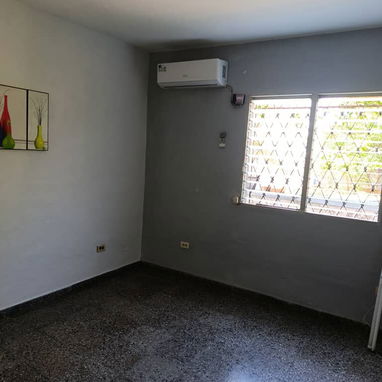 Se vende apartamento interior en Alturas de Belén, es el último apartamento de un edificio biplanta, está enrejado. C - Img 119874791