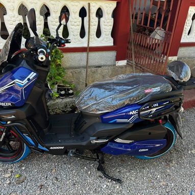 Moto eléctrica _MOUNTAI_*                  *Precio-3100 usd * Características:   ✅️Batería de lithium:72 - 2/3