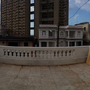 Venta de propiedad independiente - Img 120790026