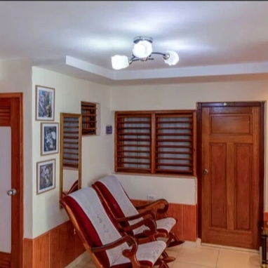 🏤🌊Casa de renta en Varadero con jardin y terraza con super agradables espacios y buen precio/House for rent. VAR-002 - 5/5