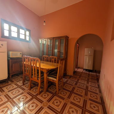 Apartamento capitalista en planta baja de 3 cuartos en Playa, La Sierra - Img 109827210
