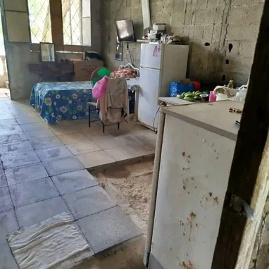 Se vende casa situada en el cerro - 4/10