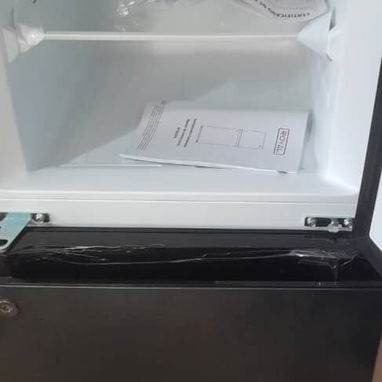 240 USD Se vende un refrigerador  nuevo de 5 .5 pie Marca Royal con su propiedad y garantia de 3 años. - 3/3