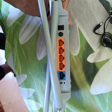 Router 80 USD - 2/2