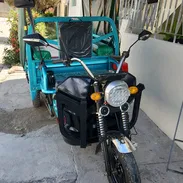 Triciclo eléctrico para viajar dentro de la ciudad - Img 56113499