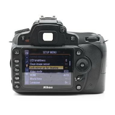 Nikon D90 - 3/10