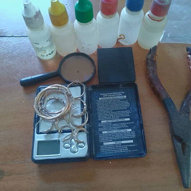 Compro el oro y la plata en cualquier estado al mejor precio , voy hasta su casa , también vendo prendas y hago reparaci - Img 126355385