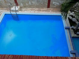 Disponible casa de  4 habitaciones climatizadas con piscina. WhatsApp 58142662 - Img main-image