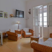 Amplio y moderno apartamento de renta. - Img 53916500